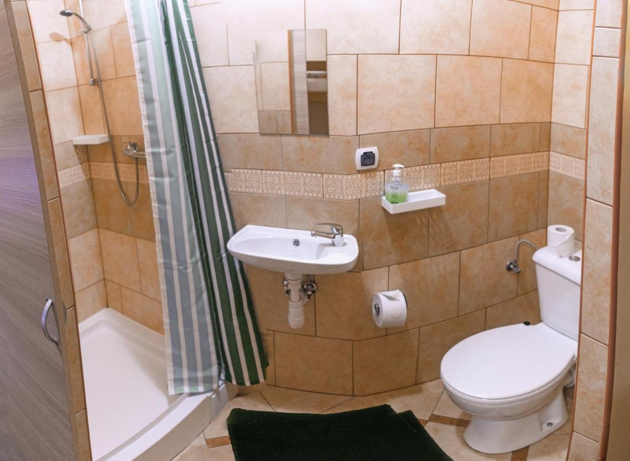 Karczma-Koszwice Bed & Breakfast Dış mekan fotoğraf